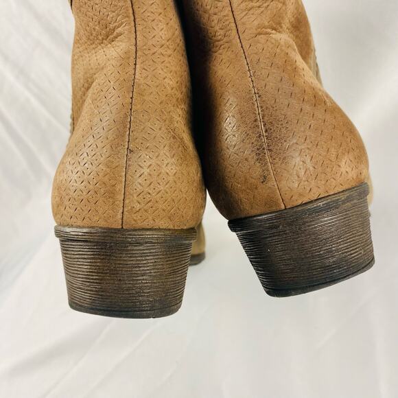 Rockport Beige Tan Suede Leather Ankle Boots Size 6.5 - Picture 3 of 8
